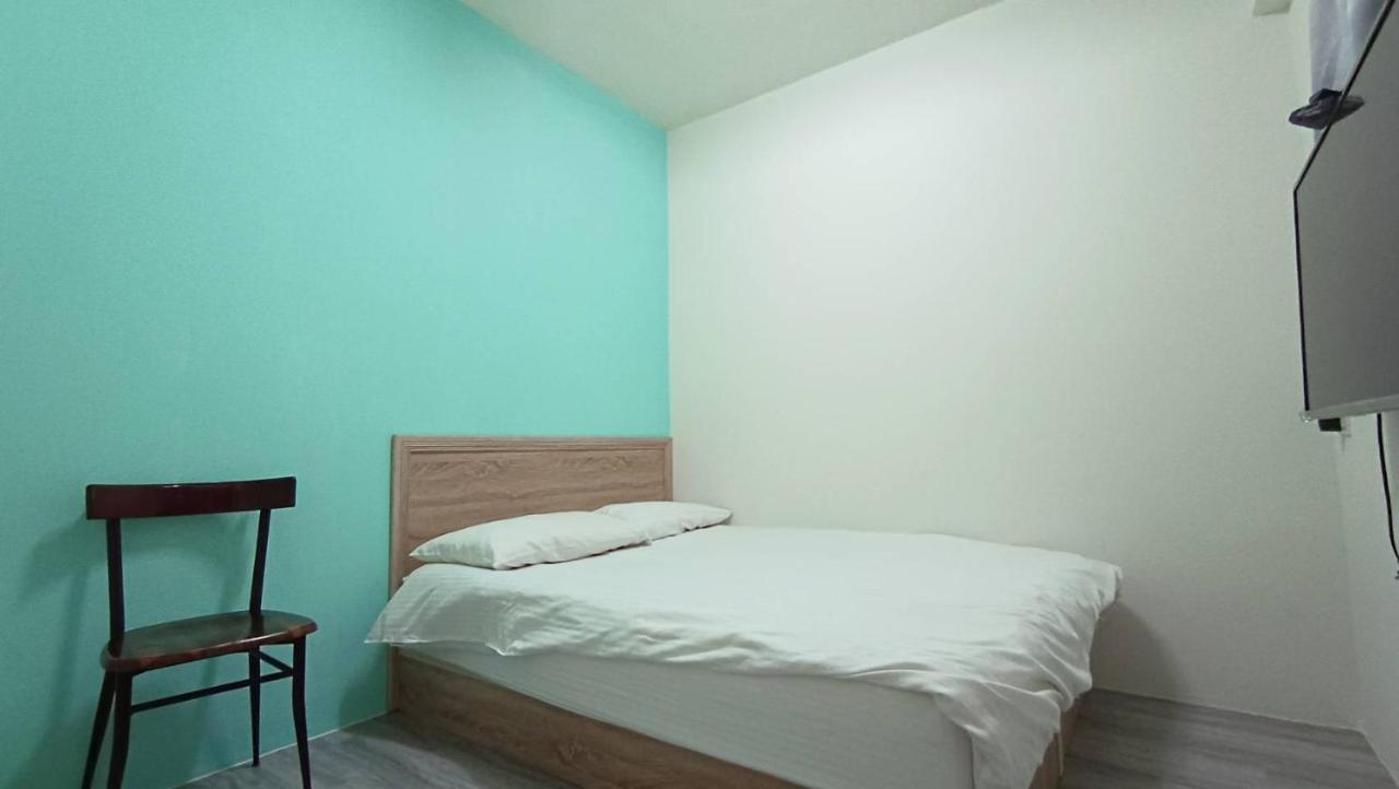 Fengchia Bichon B&B Taichung Dış mekan fotoğraf